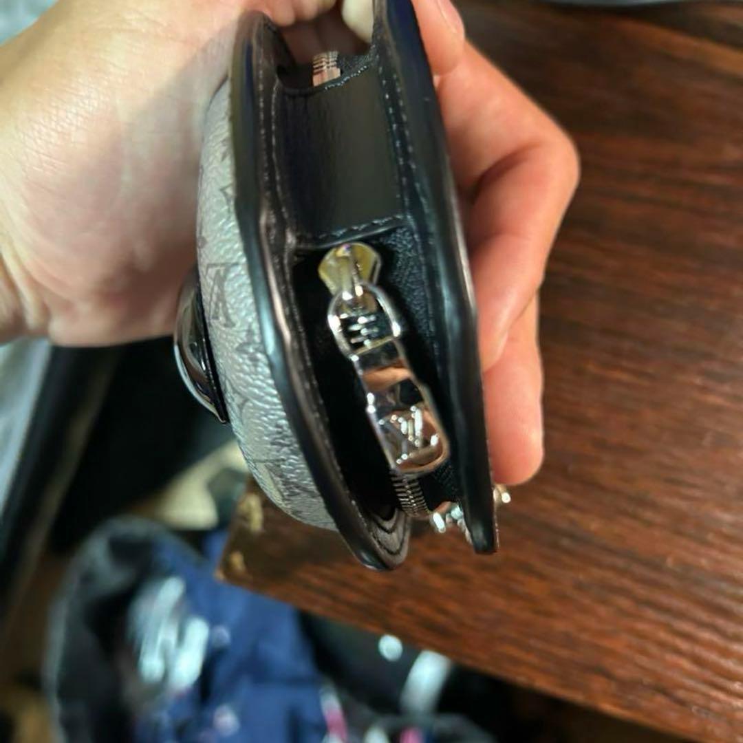 バックチャーム.LVエイリアンLOU I SVUITTON