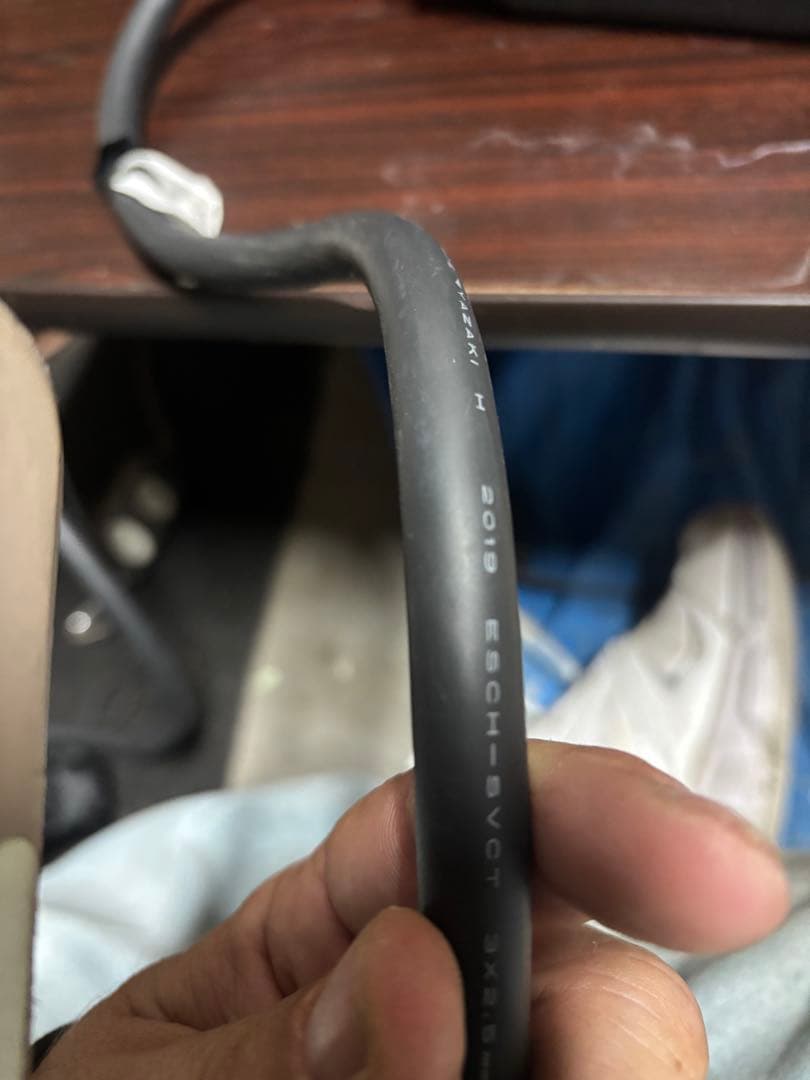 EV充電ケーブルと取扱説明2019年製