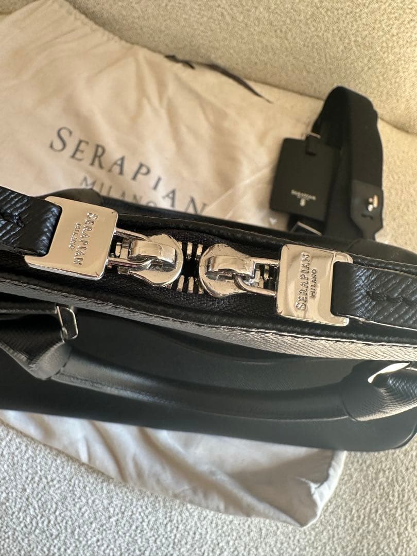SERAPIAN スリムブリーフケース ブラック