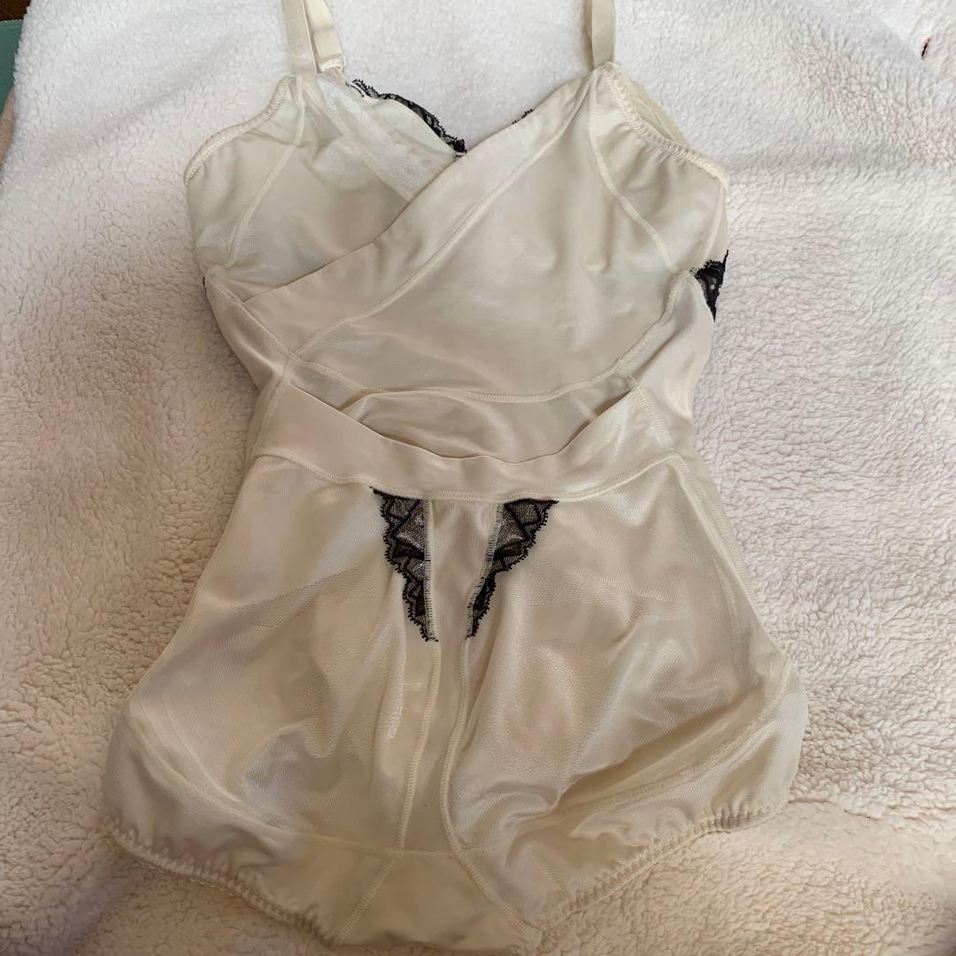 fru マルコ　カーヴィシャス　パルフィネホワイトB75L