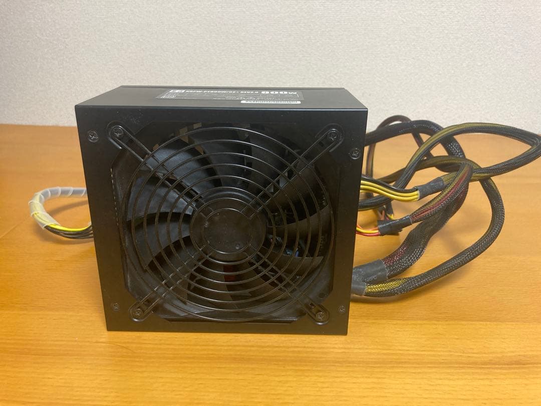 玄人志向 800W 80PLUS PLATINUM + ミドルタワーPCケース