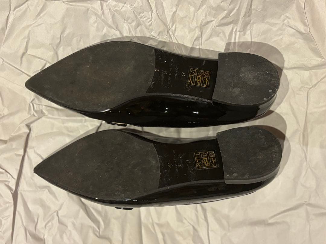 くまごろう　Fabio Rusconi ブラック フラットパンプス