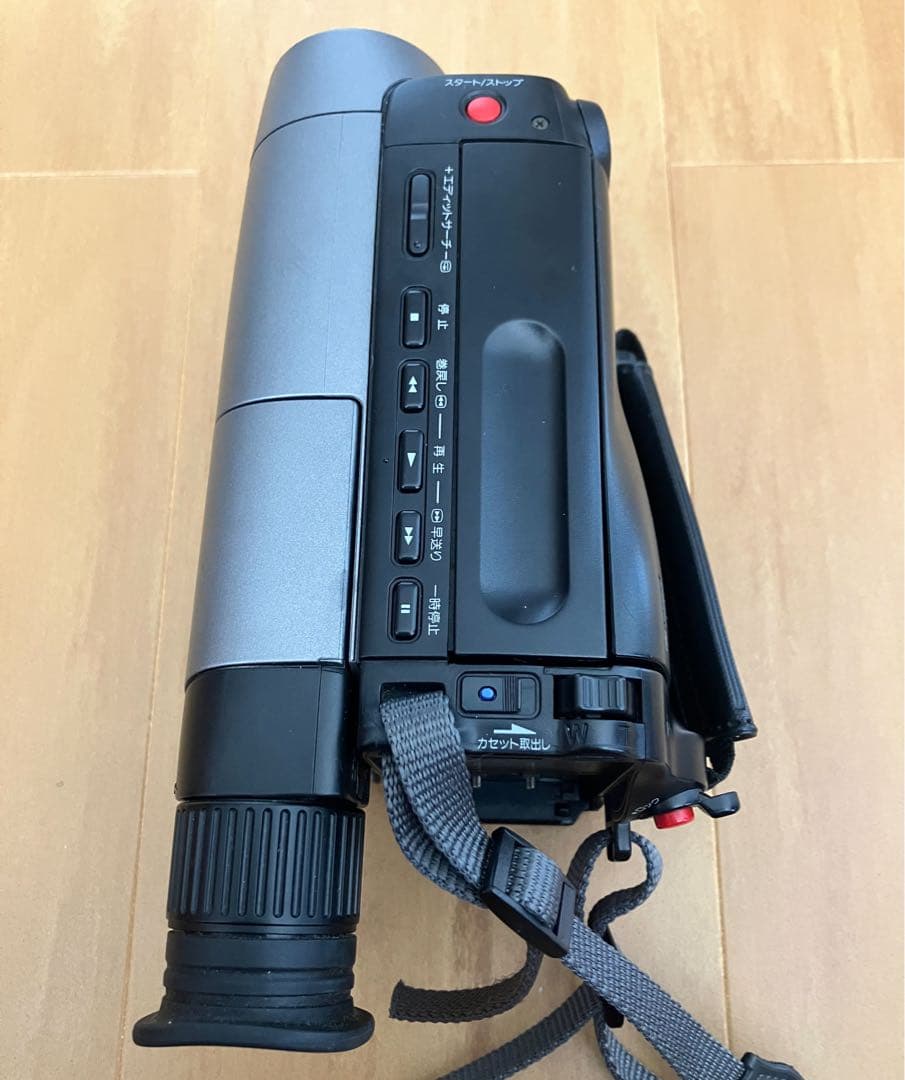 【完動品】 SONY VideoHi8 Handycam CCD-TRV11