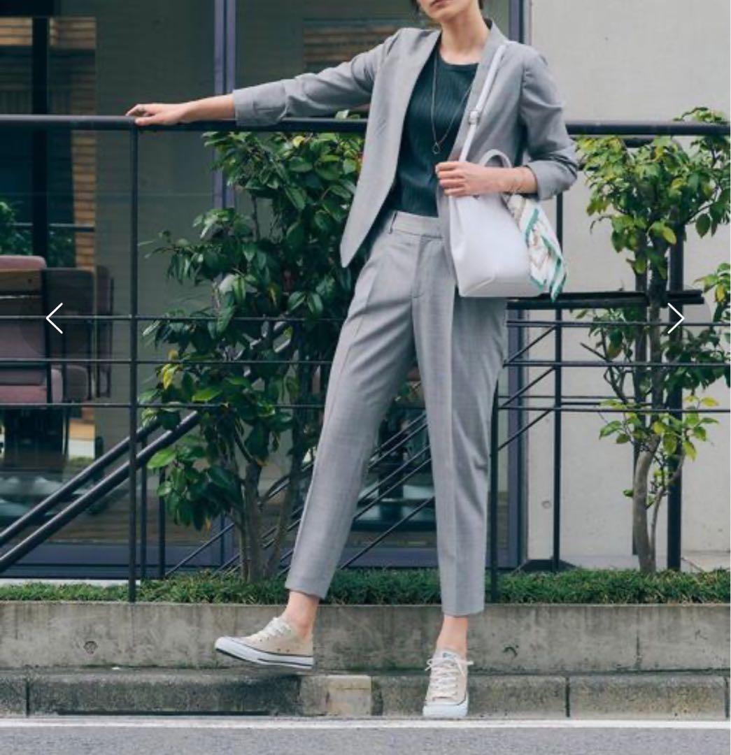 美品 グリーンレーベルリラクシング カチリラ セットアップ ライトグレー 40