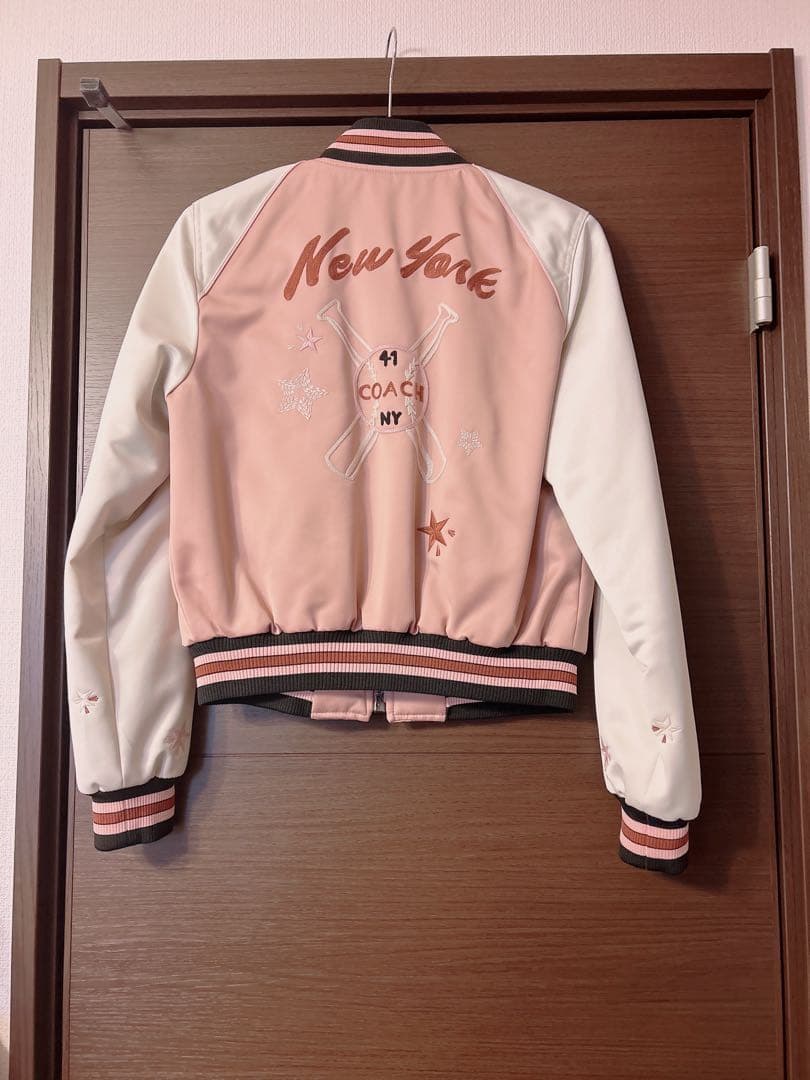 コーチ　スタジャン　S