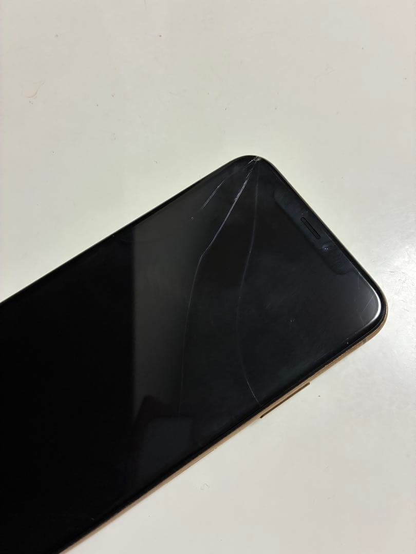 Apple iPhone Xs 64GB ゴールド