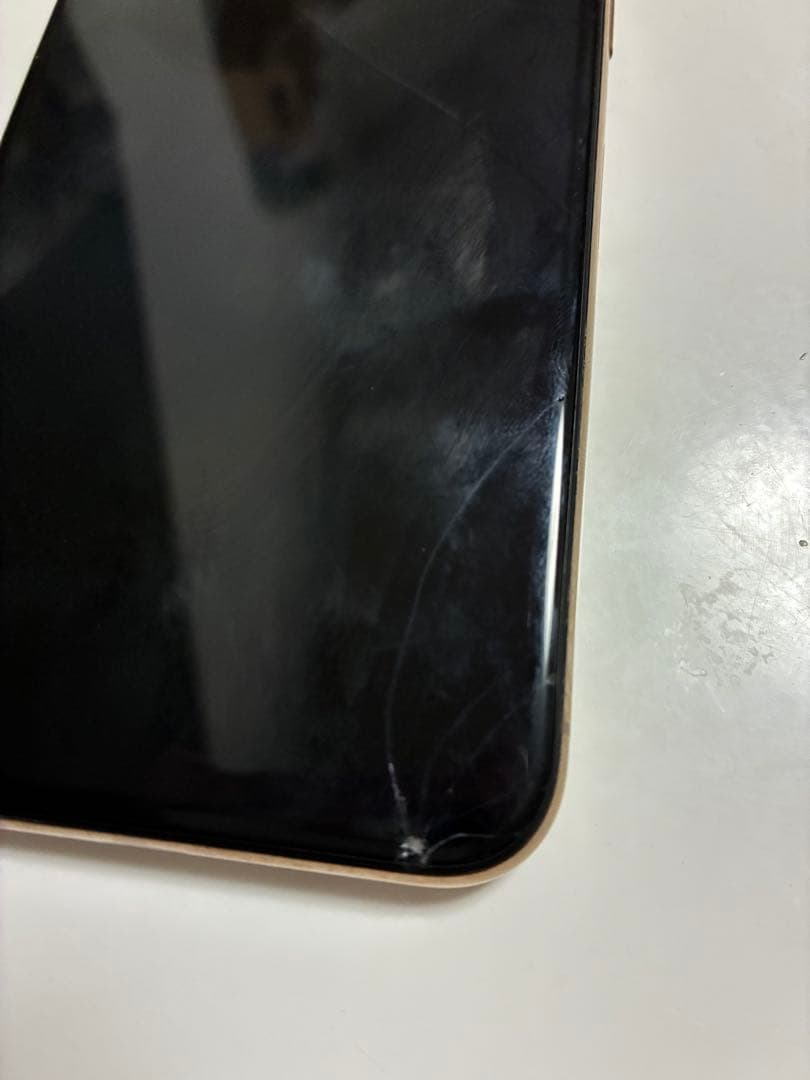 Apple iPhone Xs 64GB ゴールド