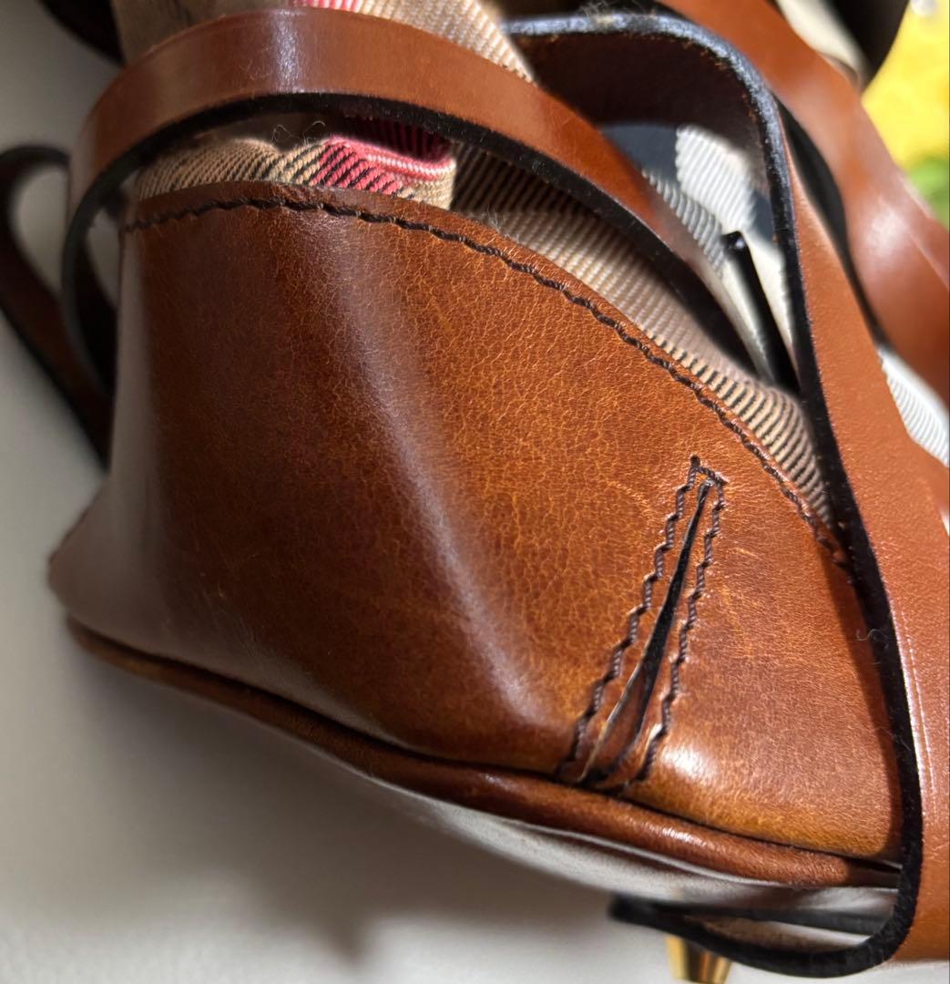 ほぼ未使用 Burberry ショルダーバッグ
