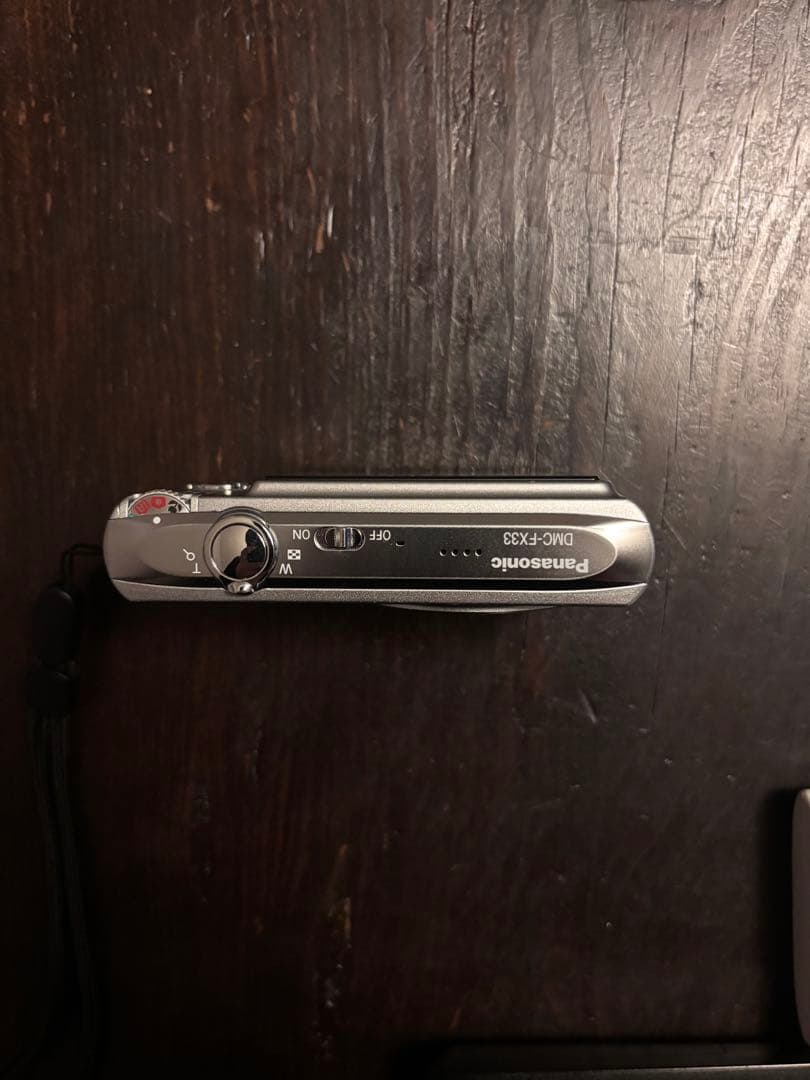 Panasonic DMC-FX33 シルバー 本体と充電器付き
