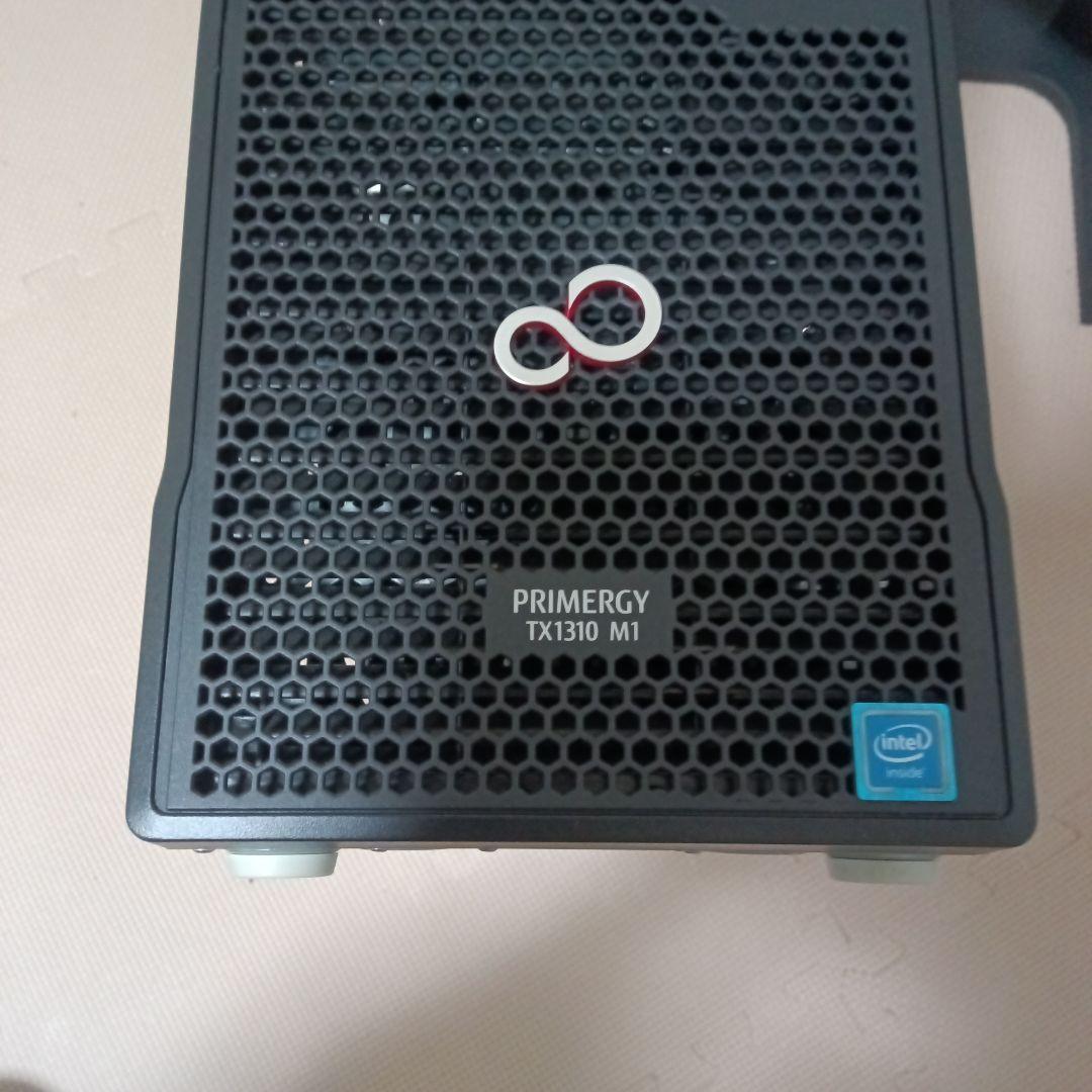 Fujitsu PRIMERGY TX1310 M1 サーバー