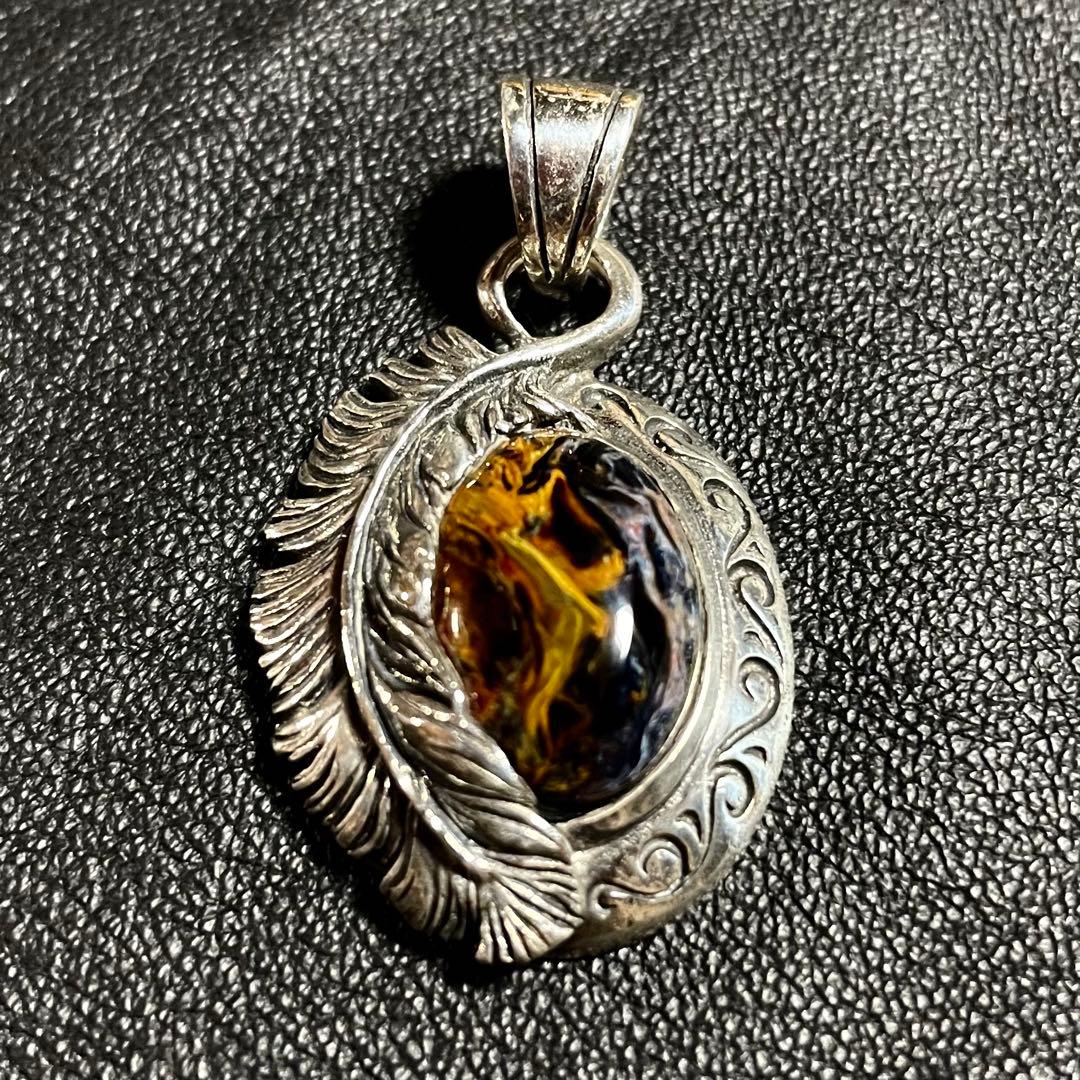 SAAD サード ピータサイト フェザー ペンダント トップ ネックレス