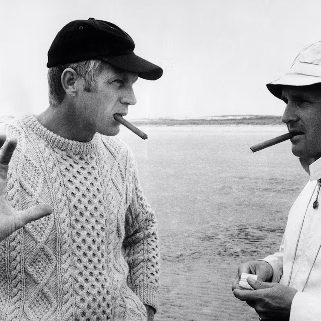 STRATHTAY by INVERALLAN マックイーンセーターMOAT別注