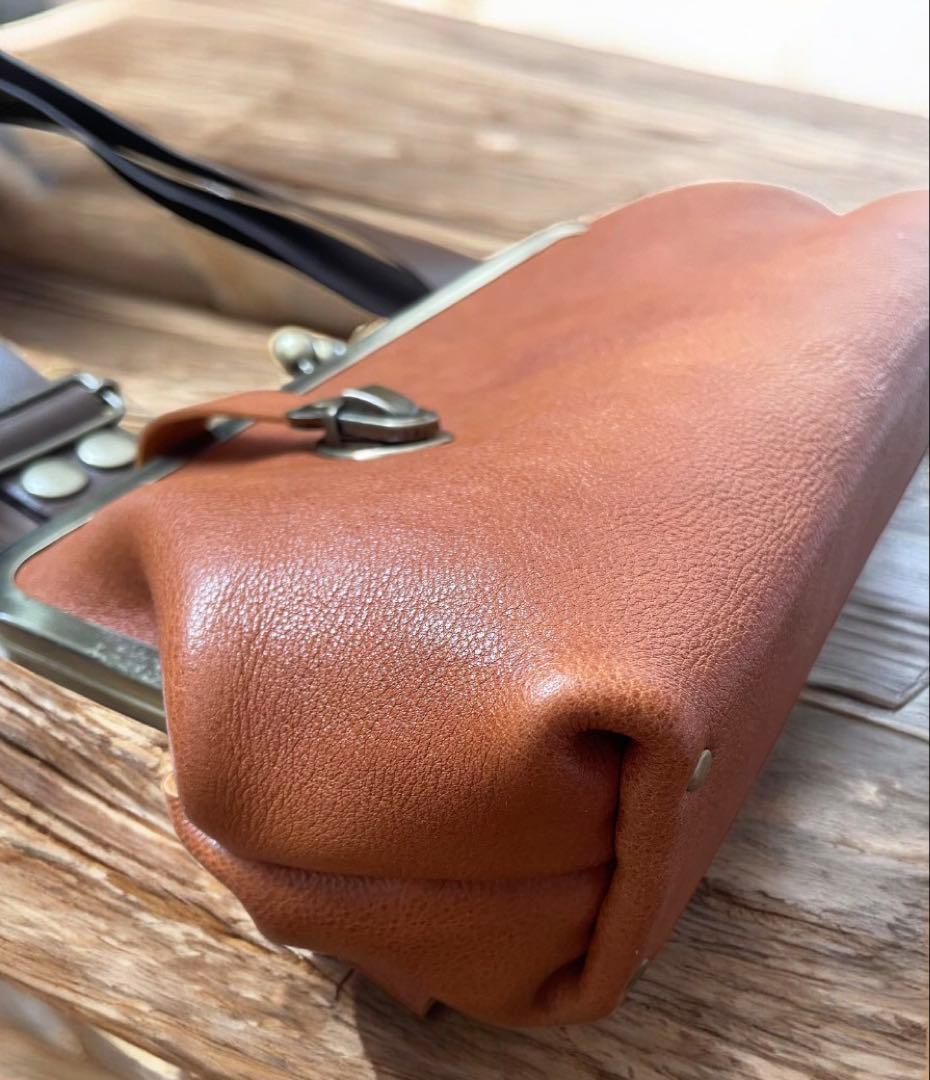 姫路レザー ボディバッグにもなる横長ショルダーバッグ
