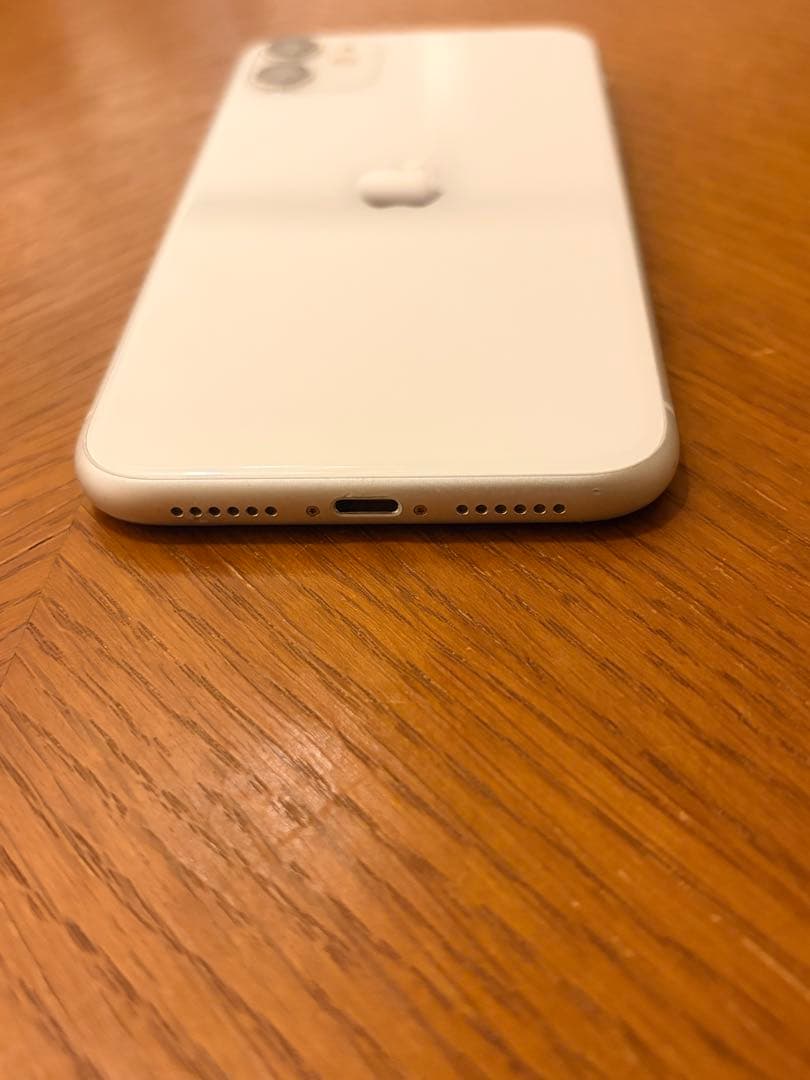 iPhone11 128GB 本体 ジャンク品 ホワイト