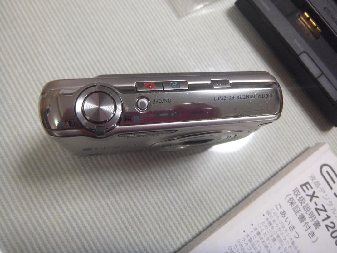 CASIO EX-Z1200,12.1MP,[箱取説付属品付]