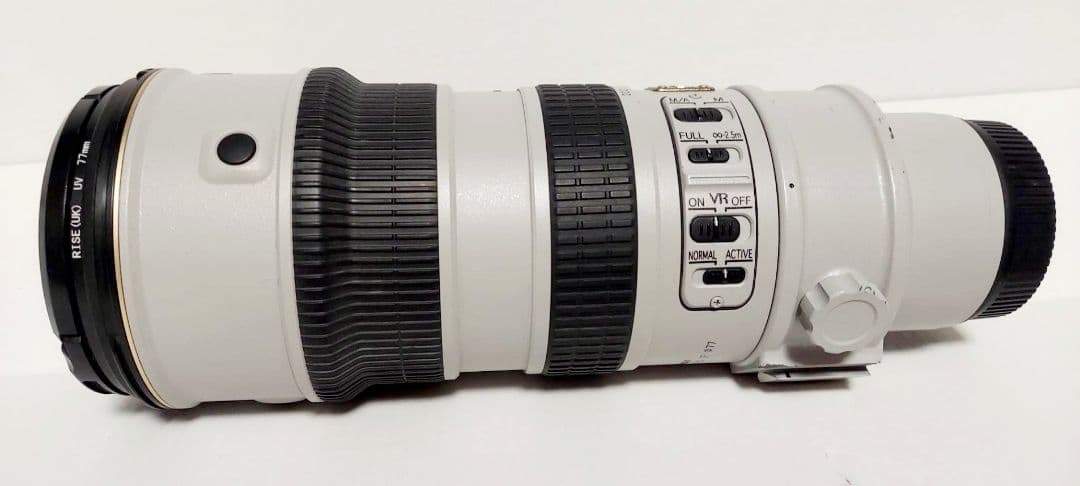 シ*美品ニコンAF-S 70-200mm f/2.8 ズームレンズ