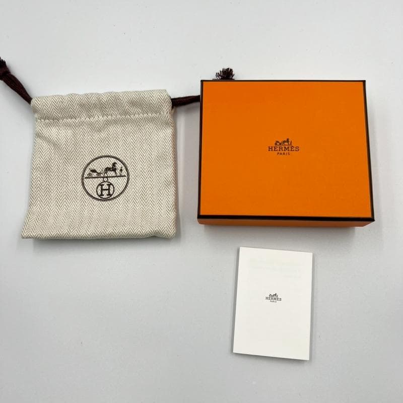 極美品 HERMES カプリスGM バレッタ ブラック メドール