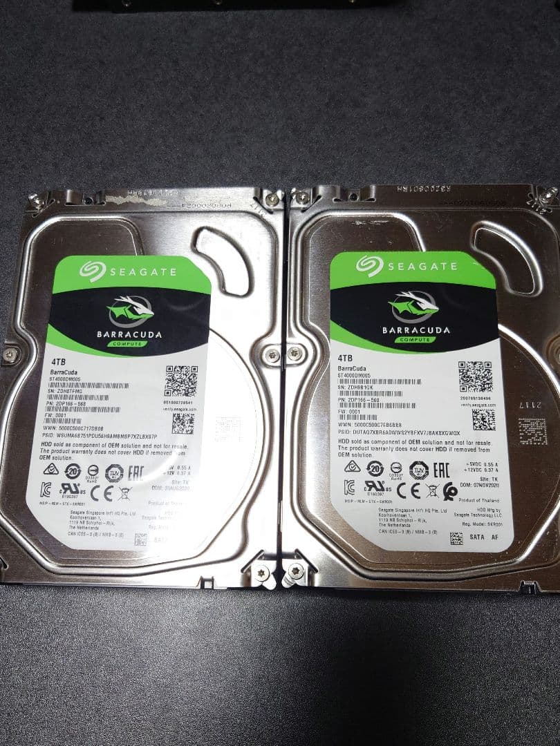 BARRACUDA 4TB 内蔵型ハードディスク 2台