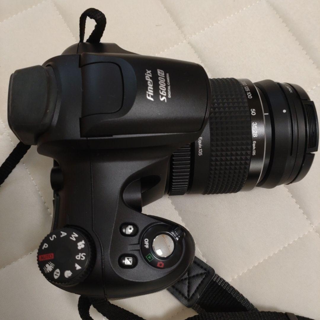 Fujifilm FinePix S6000fd デジタル一眼レフ