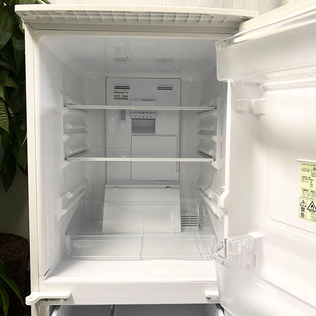 どっちも付け替えドアだから引越しにも連れて行ける♪2ドア冷凍冷蔵庫137L