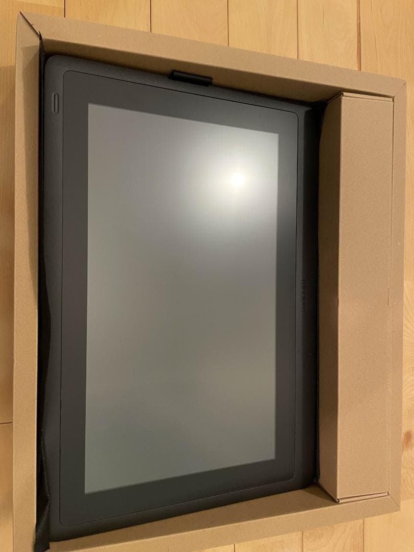 Wacom Cintiq 16 液晶ペンタブレット本体