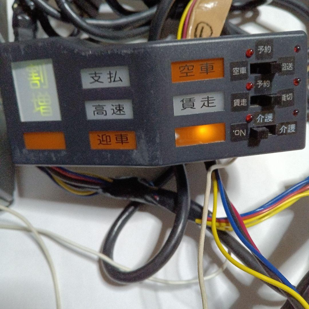 フタバR9-4タクシーメーターとニッコーLED空車ランプセットジガソケット付き
