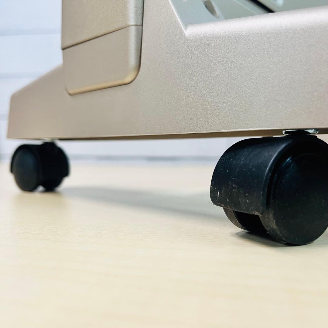 K311 【中古品】サンルミエ遠赤外線暖房機