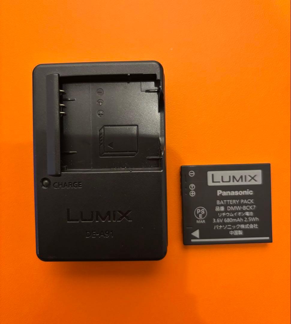 【美品】Panasonic DMC-FX77 ホワイト デジタルカメラ