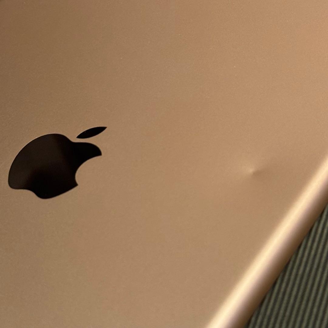 iPad 第6世代 128GB ゴールド Wi-Fi MRJP2J/A