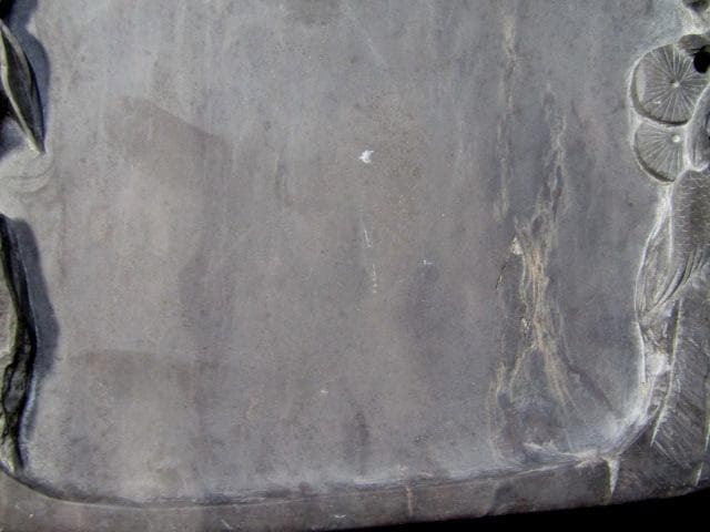 ☆硯　中国古玩　端渓硯　裏に銘有　花に飛鶴図　重さ5,6㎏☆