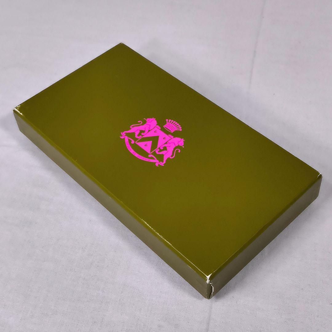 箱あり未使用品✨️　ルシアンペラフィネ　ラウンドジップ　スカル マリファナ柄