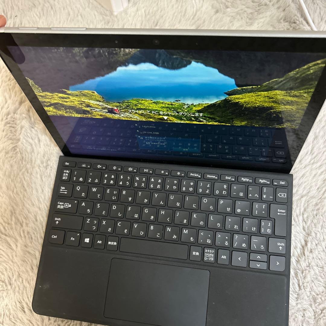 Microsoft Surface go 本体.**12/24まで