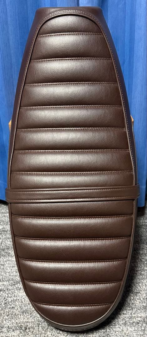 トライアンフ ボンネビル T100 T120 純正オプション コンフォートシート