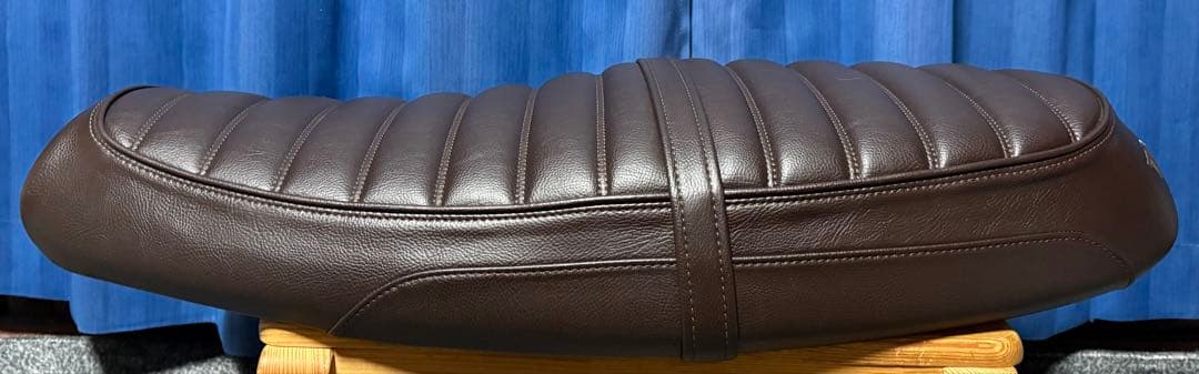 トライアンフ ボンネビル T100 T120 純正オプション コンフォートシート