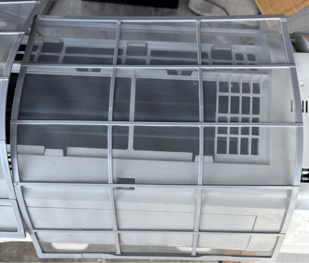 コロナ　ルームエアコン　CSH-N2223R 2024年製 100V 6畳