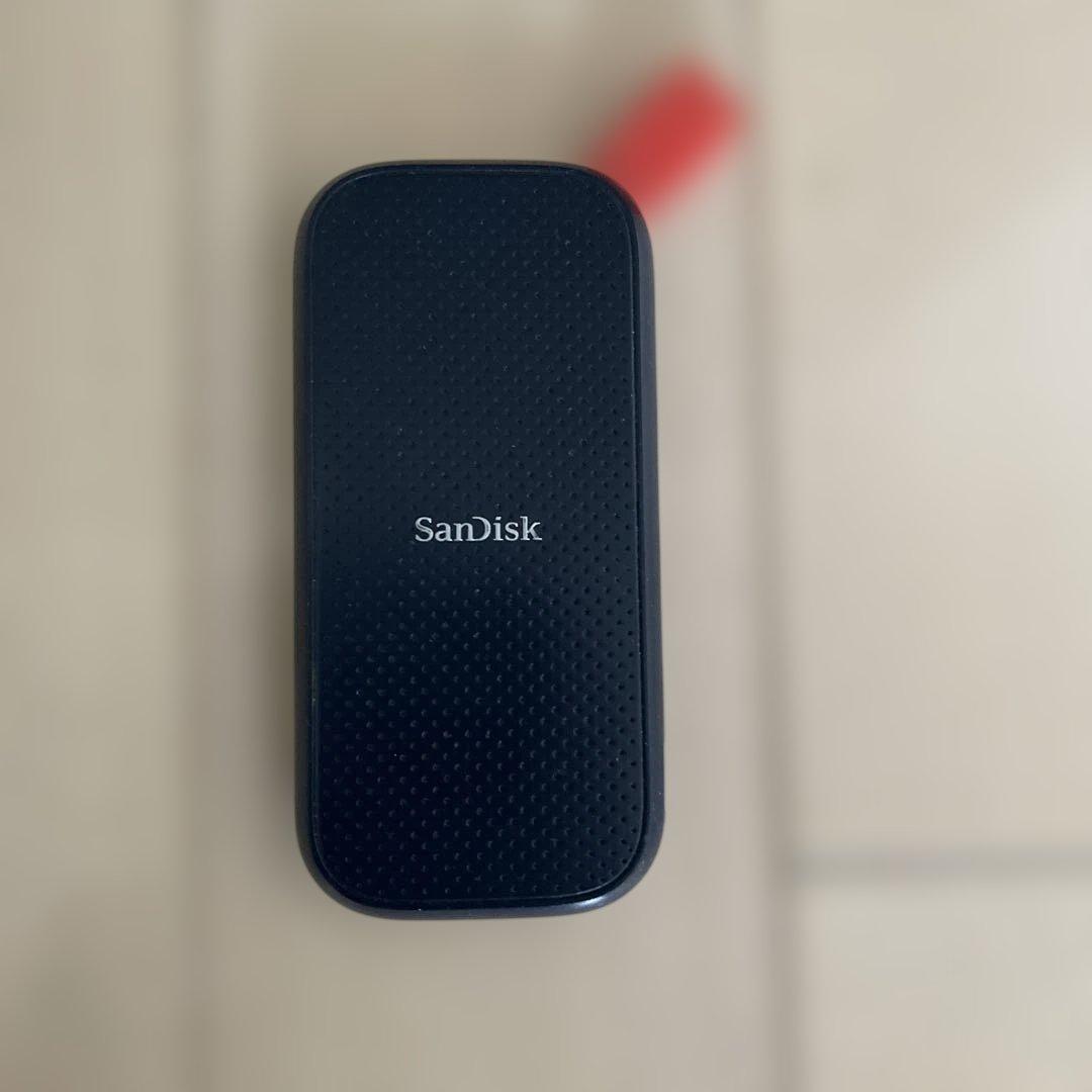 【値下げ】SanDisk SSD 外付け 1TB USB3.2Gen2