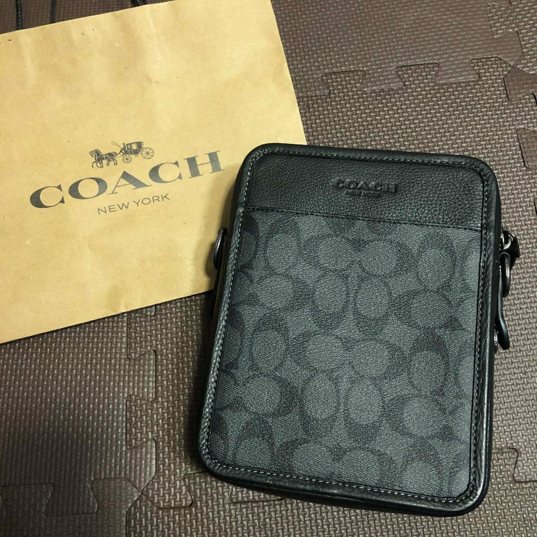 COACH メンズ ショルダーバッグ 新品未使用