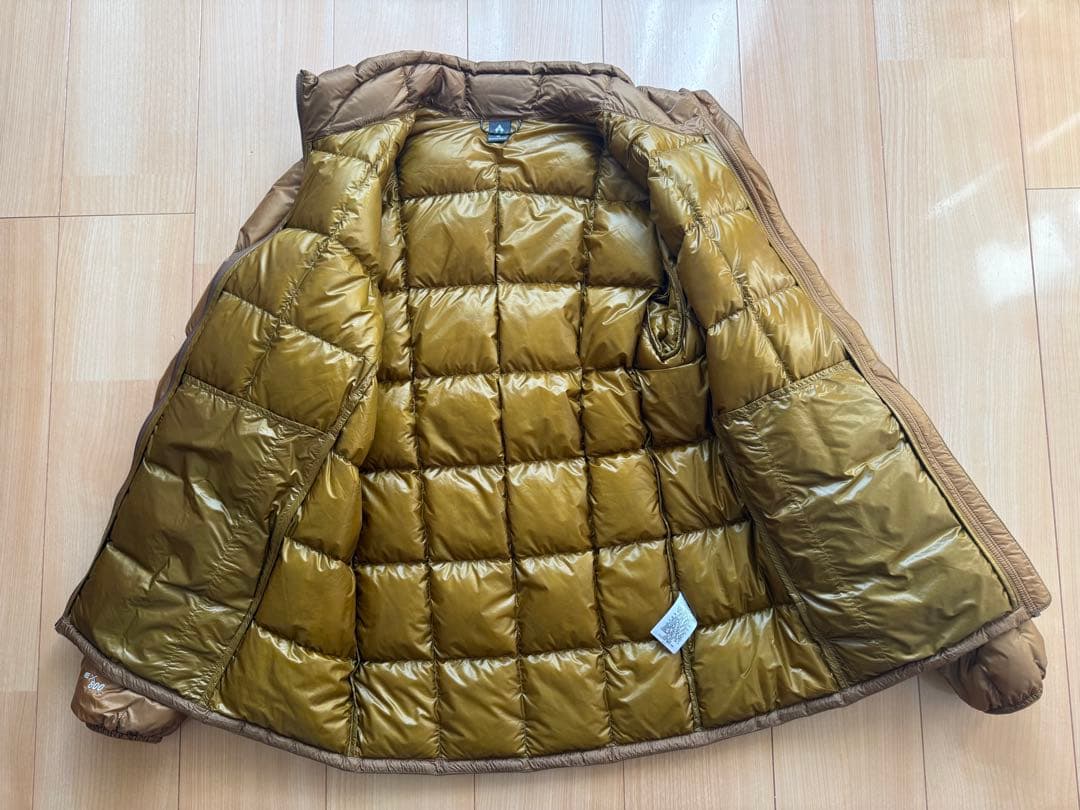 モンベル　スペリオダウンジャケットM　田中シェン