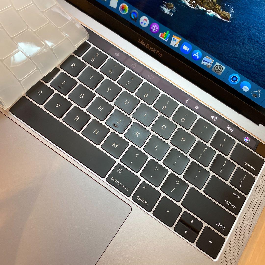 13.3インチMacBookPro USキーボード Touch Barあり