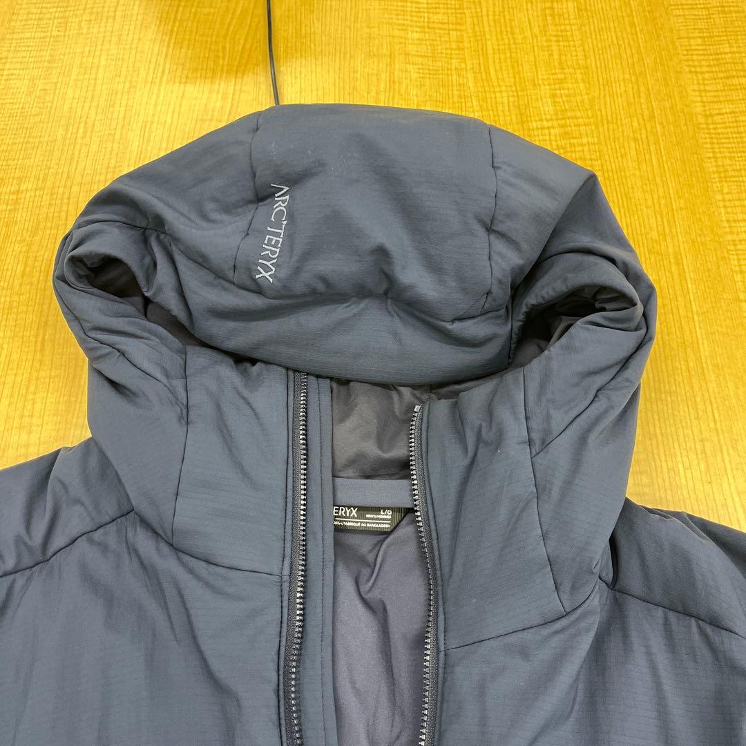 アークテリクス L アトムヘビーウエイトフーディ