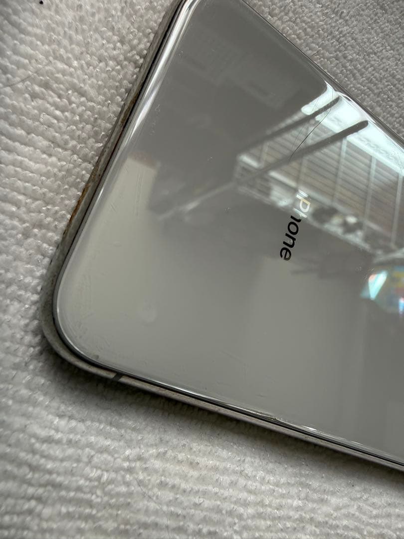 Apple iPhone X 256GB シルバー 本体