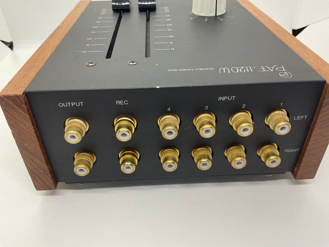 パッシブフェーダー　英国Penny & Giles PAF-1120W