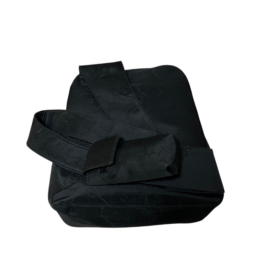 激レア✨ALVIERO MARTINI プリマクラッセ 黒地図 ショルダーバッグ