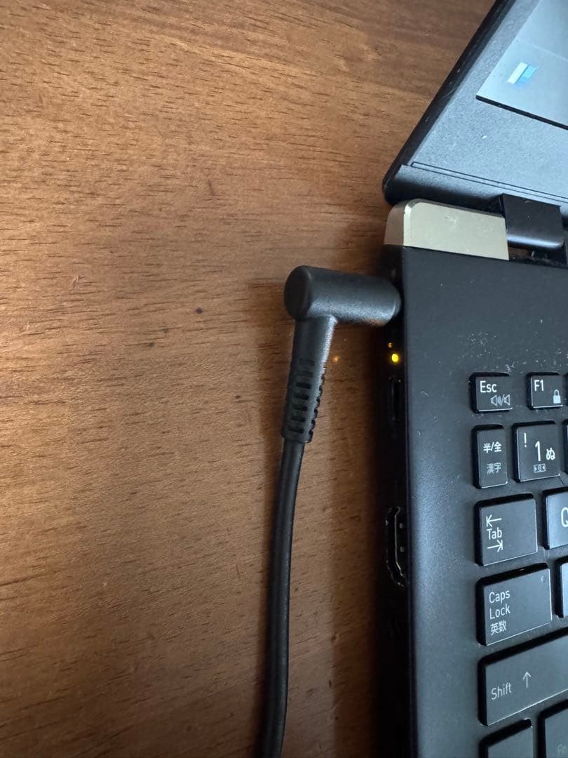 dynabook g83 ノートパソコン　バッテリー未搭載