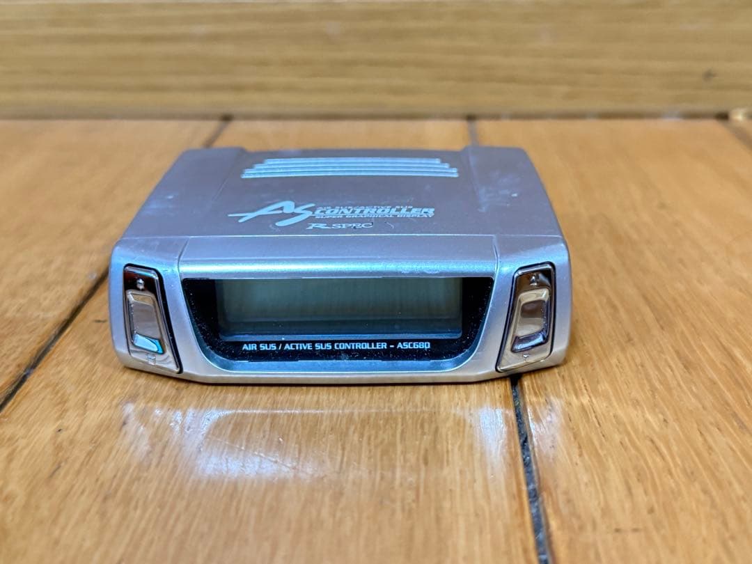 レクサス　LS用　エアサスコントローラー