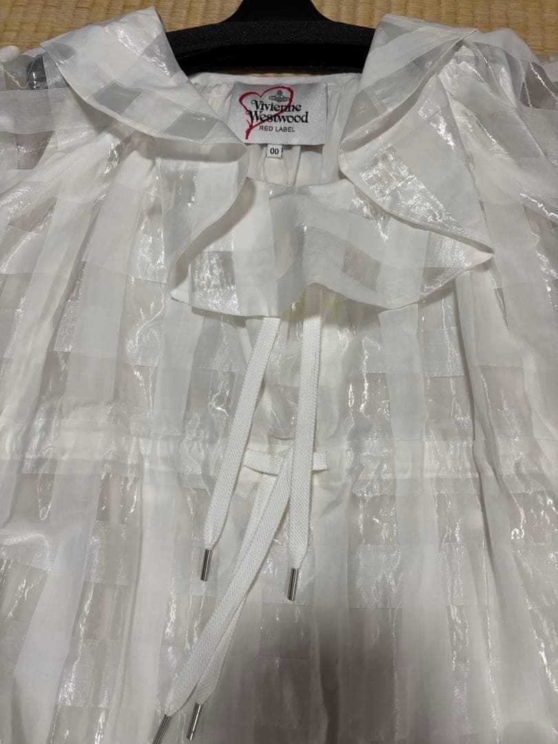 新品未使用タグ付き　ヴィヴィアン ウエストウッド ワンピース　ホワイト