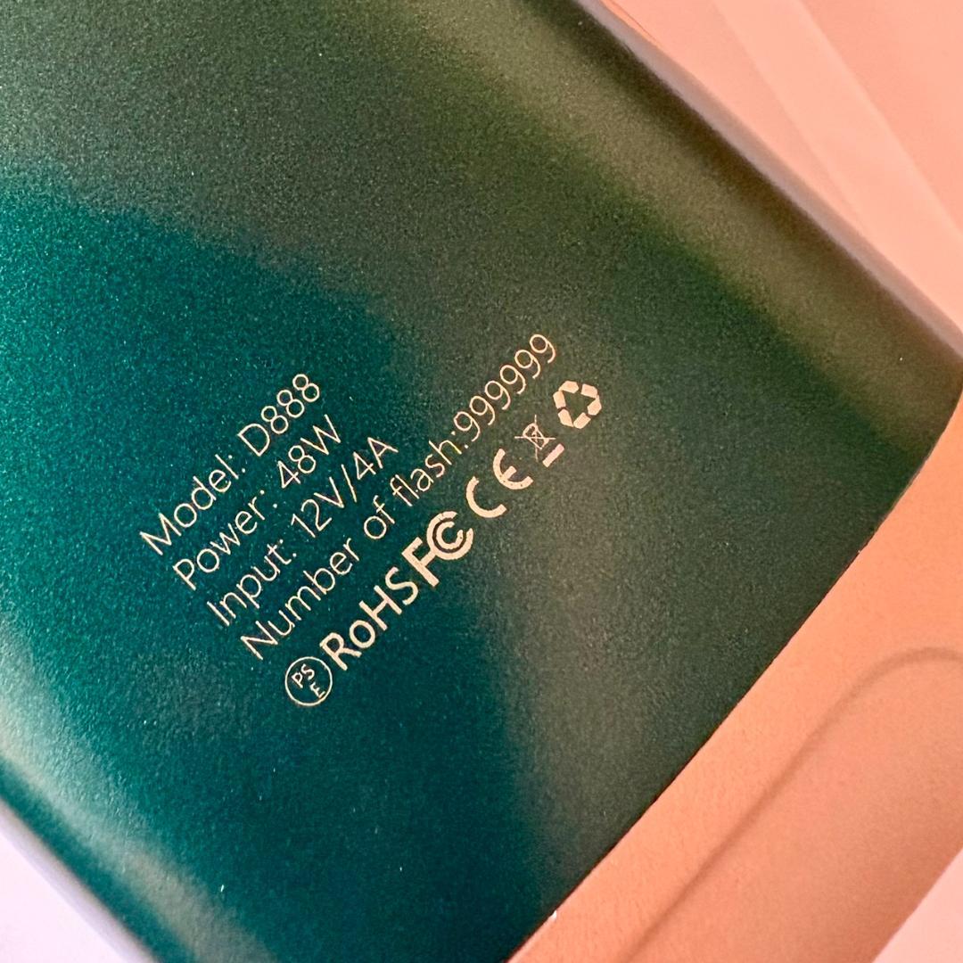 【在庫売り尽くし☆大特価】冷感機能付き IPL光 冷感脱毛器 無痛冷感脱毛