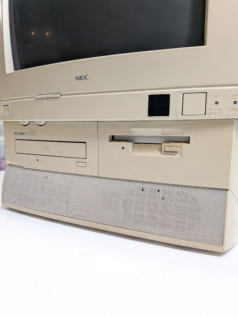 P864 NEC PC-9821Cb2/B PC-98シリーズ 一体型レトロPC