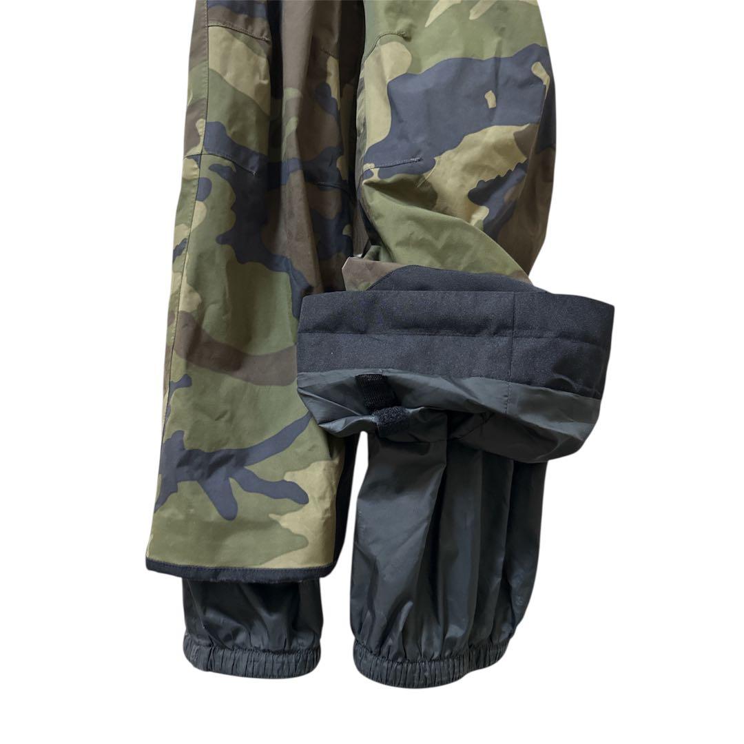 【美品】THE NORTH FACE キッズスノースーツ 130cm カモフラ