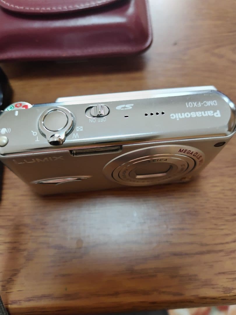 Panasonic DMC-FX01 コンパクトデジタルカメラ